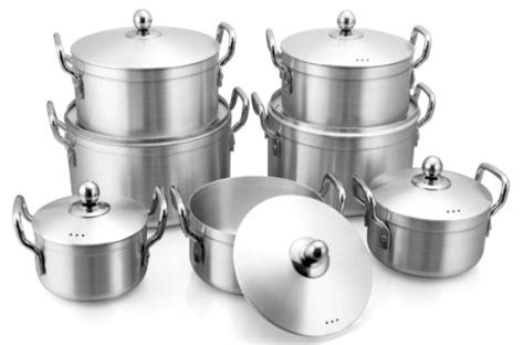 7 Pcs Serving And Cooking Pots - Silver
