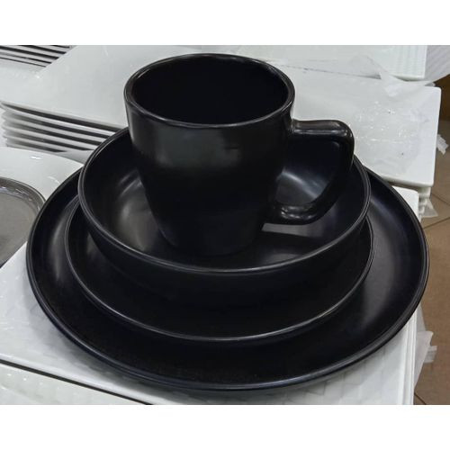 16 Pieces Ceramic Dinnerware Set Of Cups PLates Side Plates And Bowls Good Quality Set