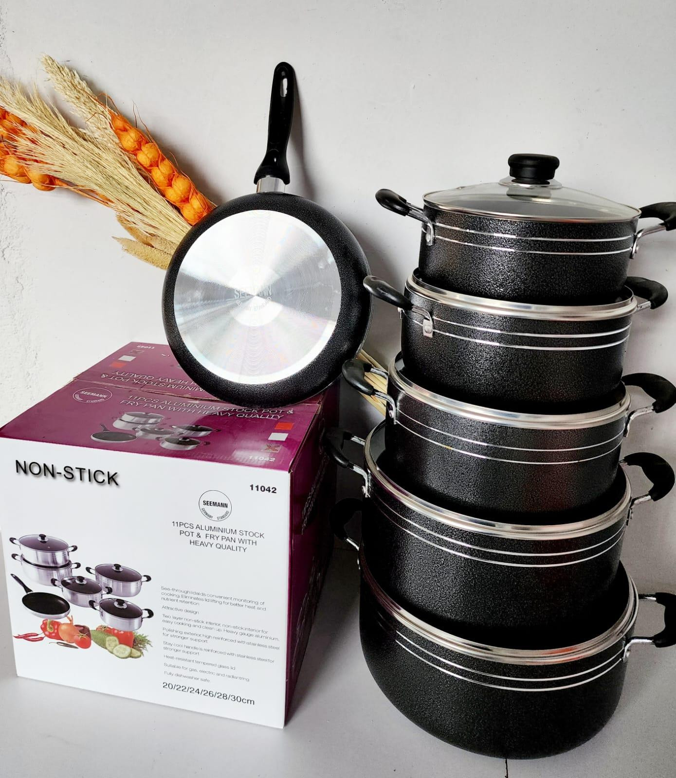 11pcs Aluminium Nonstick stock cooking pots and fry pan with heavy quality cookware set - Black