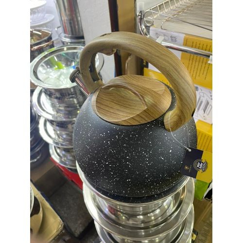 Whistling Kettle 5 Ltrs